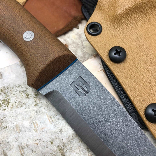 Ed Stafford Woodlander Bushtool - Ben & Lois Orford