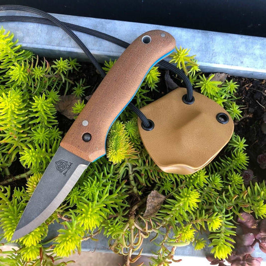 Ed Stafford Nomad Bushtool - Ben & Lois Orford