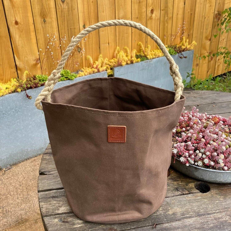 Load image into Gallery viewer, Canvas Bucket Bag Brown
