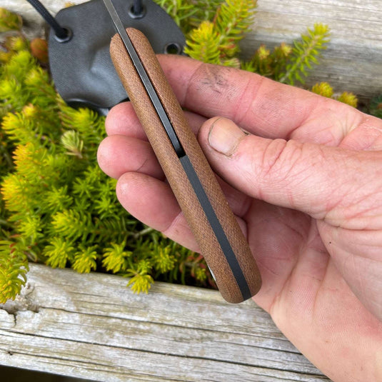 Natural Canvas Nomad Friction Folder - Ben & Lois Orford