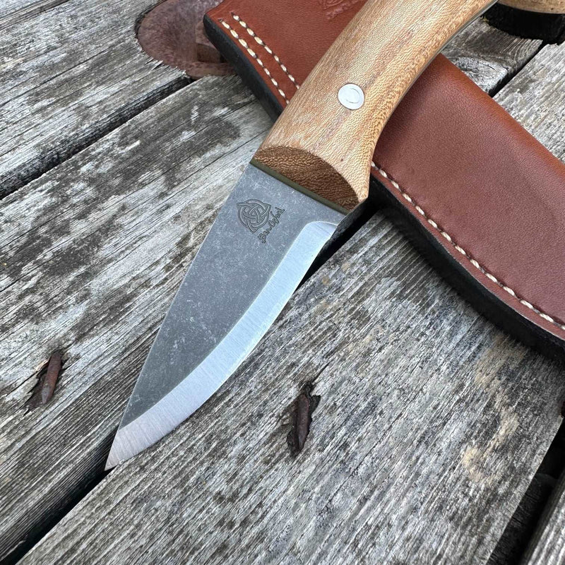 Load image into Gallery viewer, AEB-L English Elm Whittler
