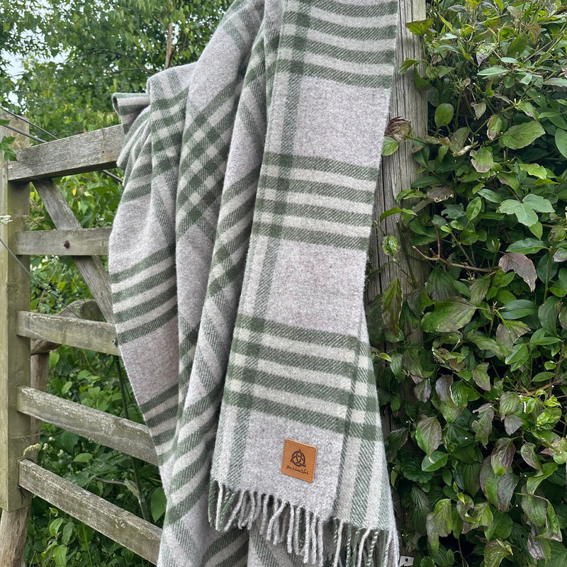 Load image into Gallery viewer, Forest Green Check XL - Ben & Lois Orford