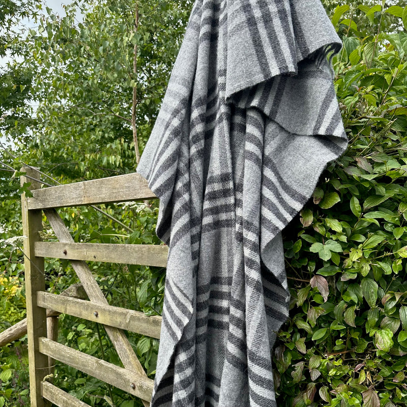 Load image into Gallery viewer, Charcoal Check XL - Ben & Lois Orford