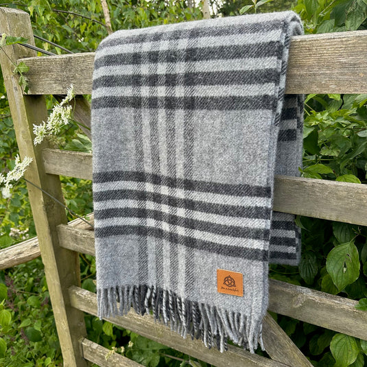 Charcoal Check XL - Ben & Lois Orford