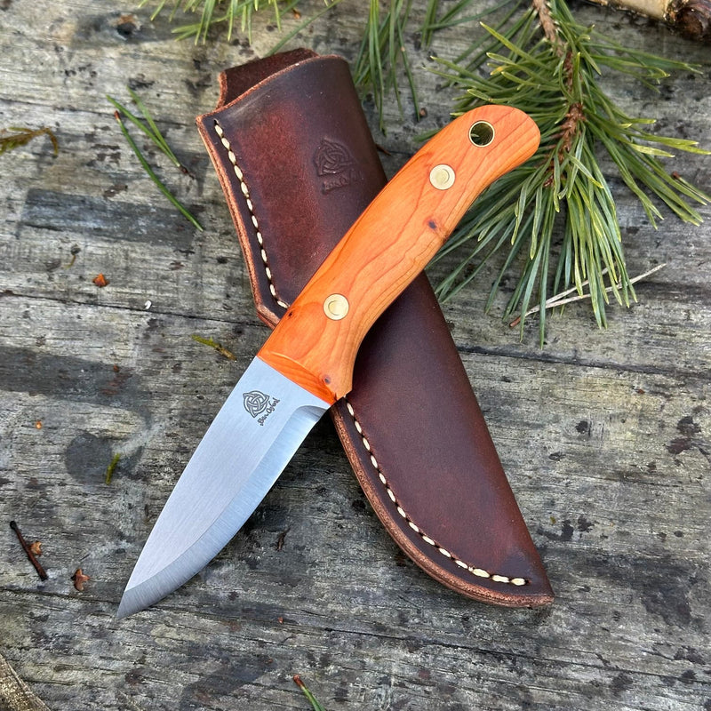 Load image into Gallery viewer, The Pocket Woodlander - AEB-L/English Yew