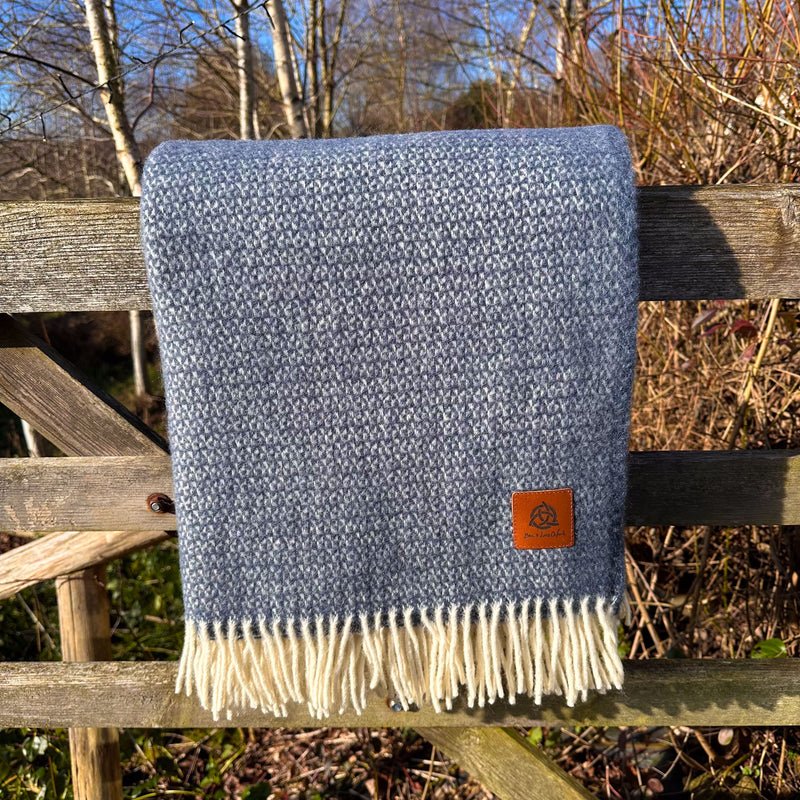 Load image into Gallery viewer, Blue Skye