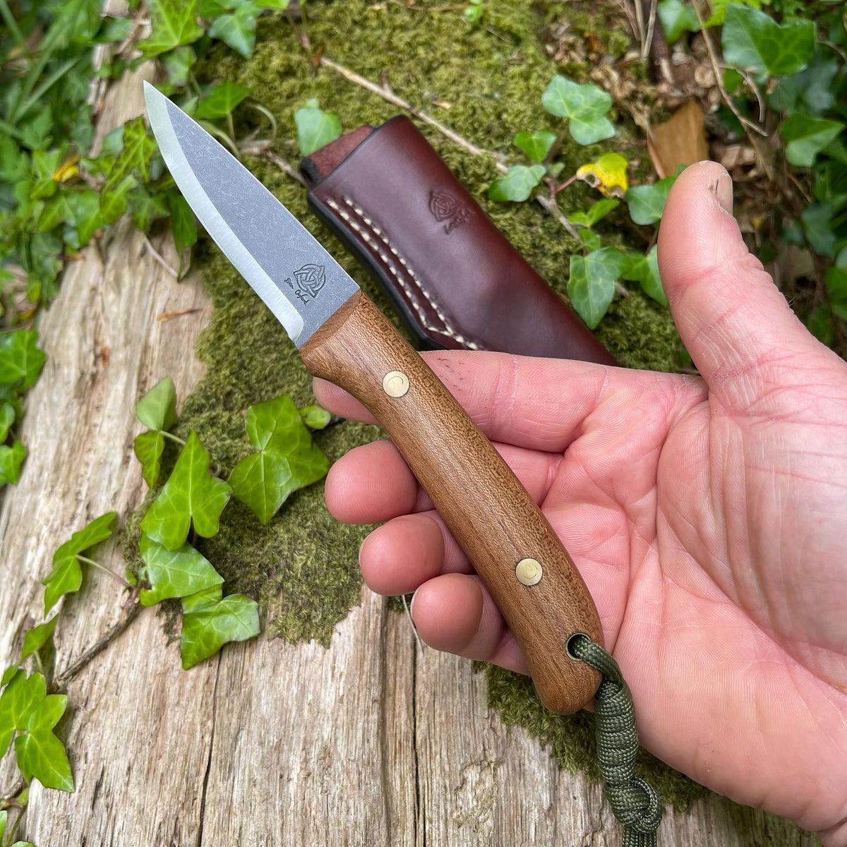 Lab and Whittling Knife