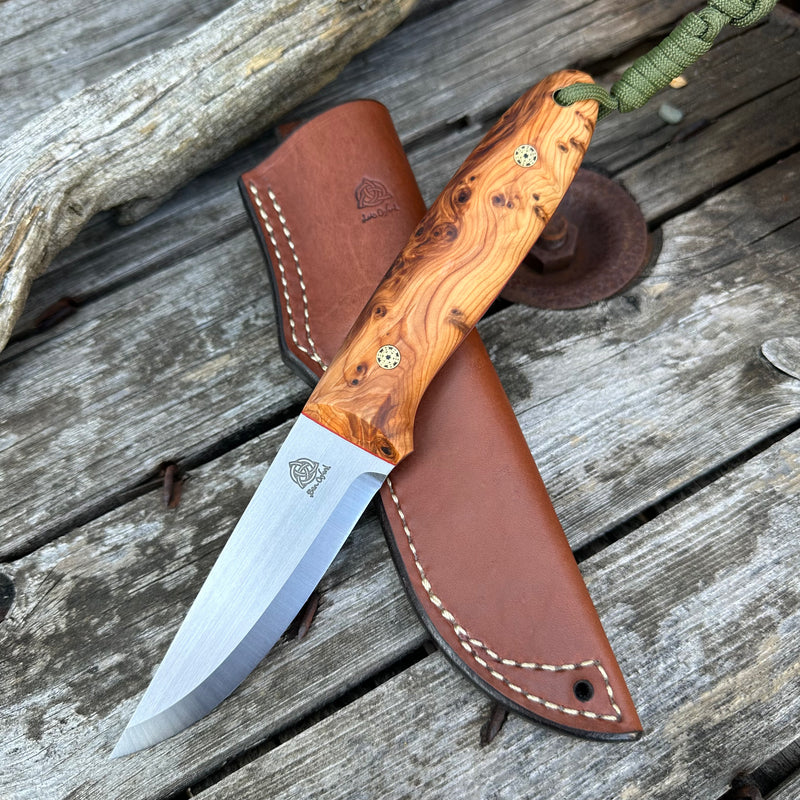 Load image into Gallery viewer, New 4&quot; Burr Yew Campcraft knife

