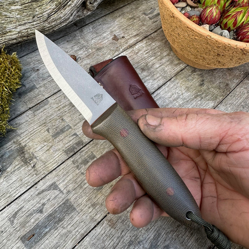 Load image into Gallery viewer, Green and Natural Micarta Campcraft knife - Ben &amp; Lois Orford
