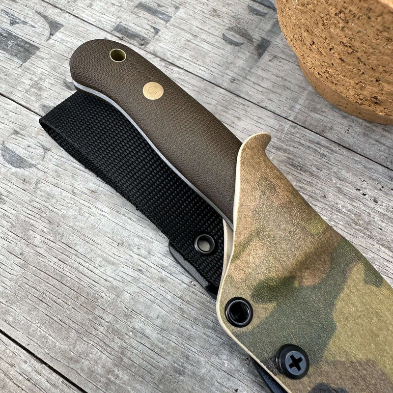 Load image into Gallery viewer, Green Micarta Woodlander 4&quot; classic
