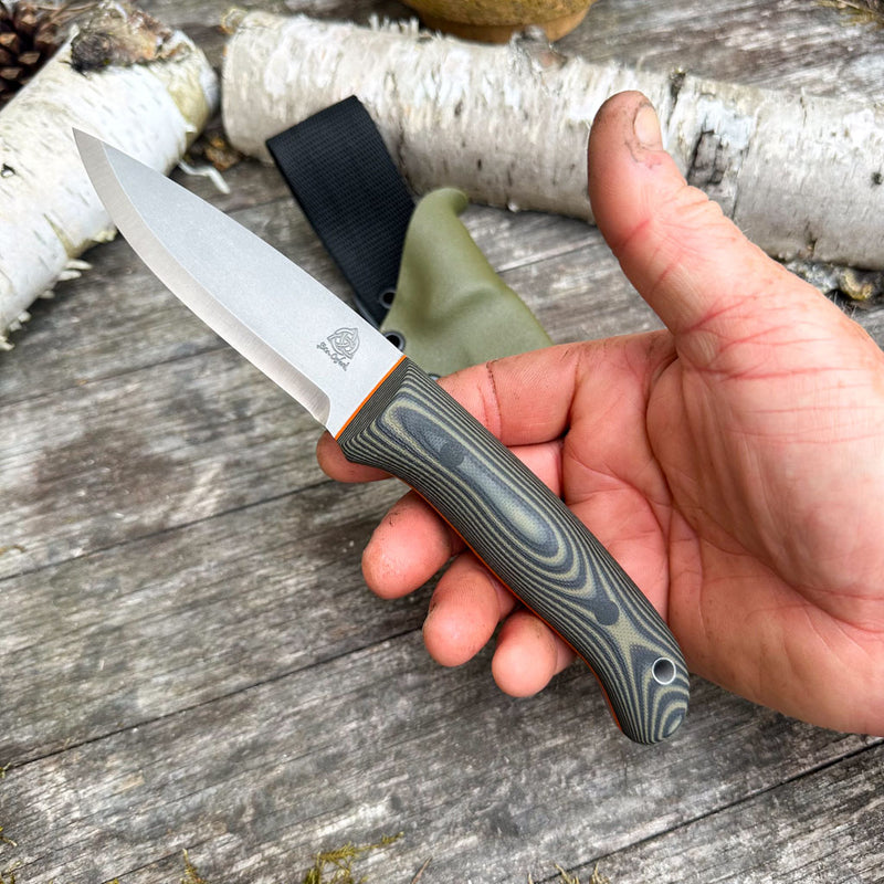 Load image into Gallery viewer, The Woodlander - OD Green and Black

