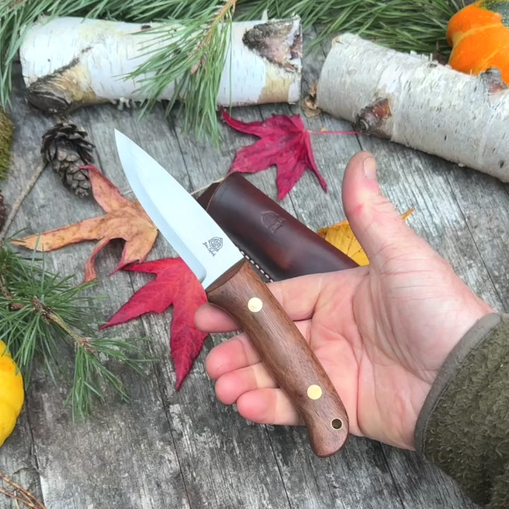 Load and play video in Gallery viewer, The Woodlander - English Walnut
