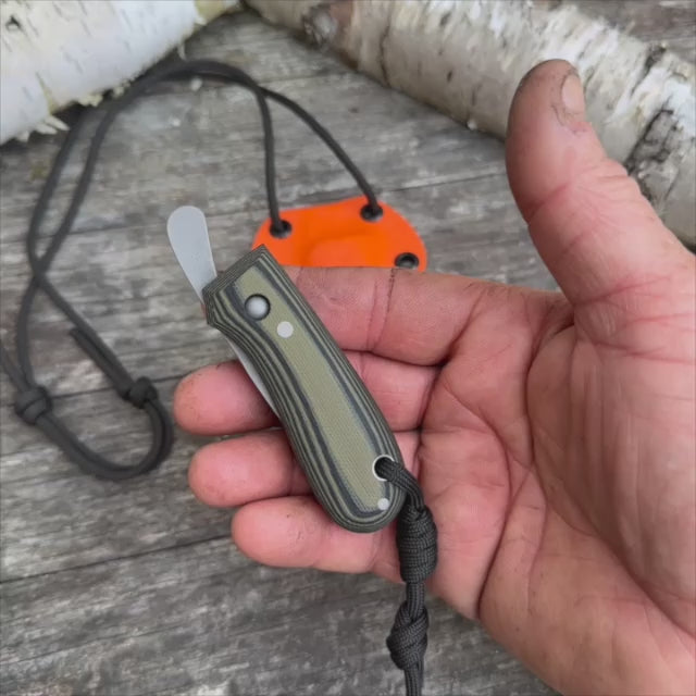 Load and play video in Gallery viewer, The Pocket Pixie - OD Green and Black
